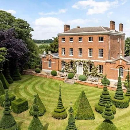 Cressy Hall - Historic Grade II Listed Manor, Gorgeous Topiary Garden Gosberton Exterior foto
