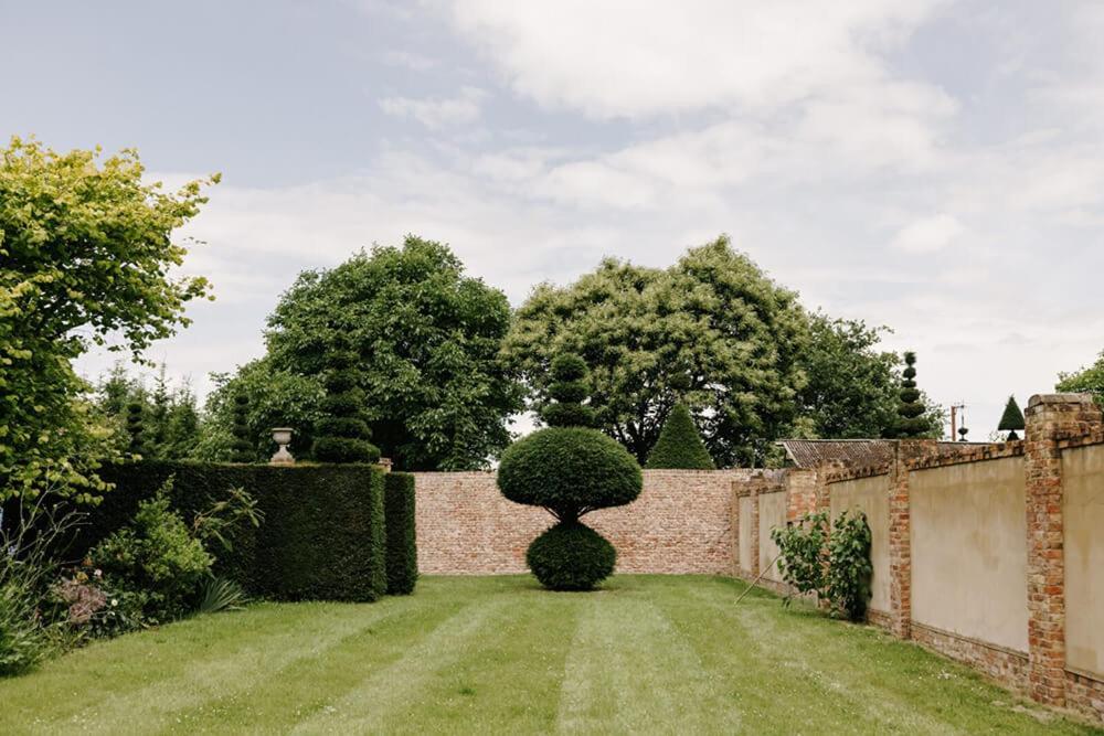 Cressy Hall - Historic Grade II Listed Manor, Gorgeous Topiary Garden Gosberton Exterior foto